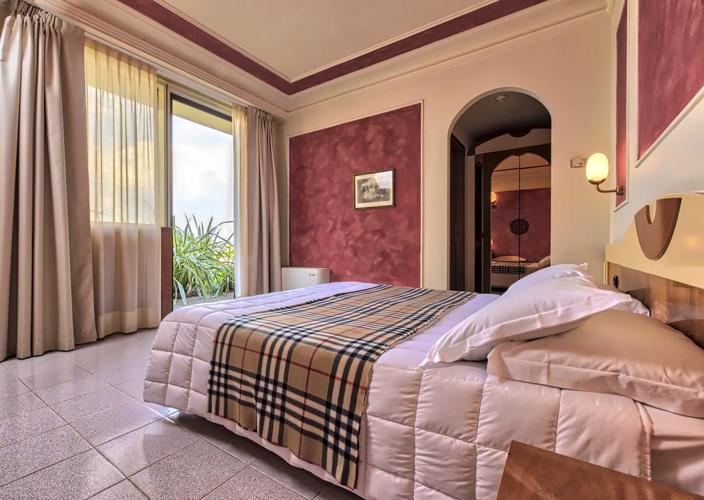 Albergo Papillon Cazzago San Martino Extérieur photo